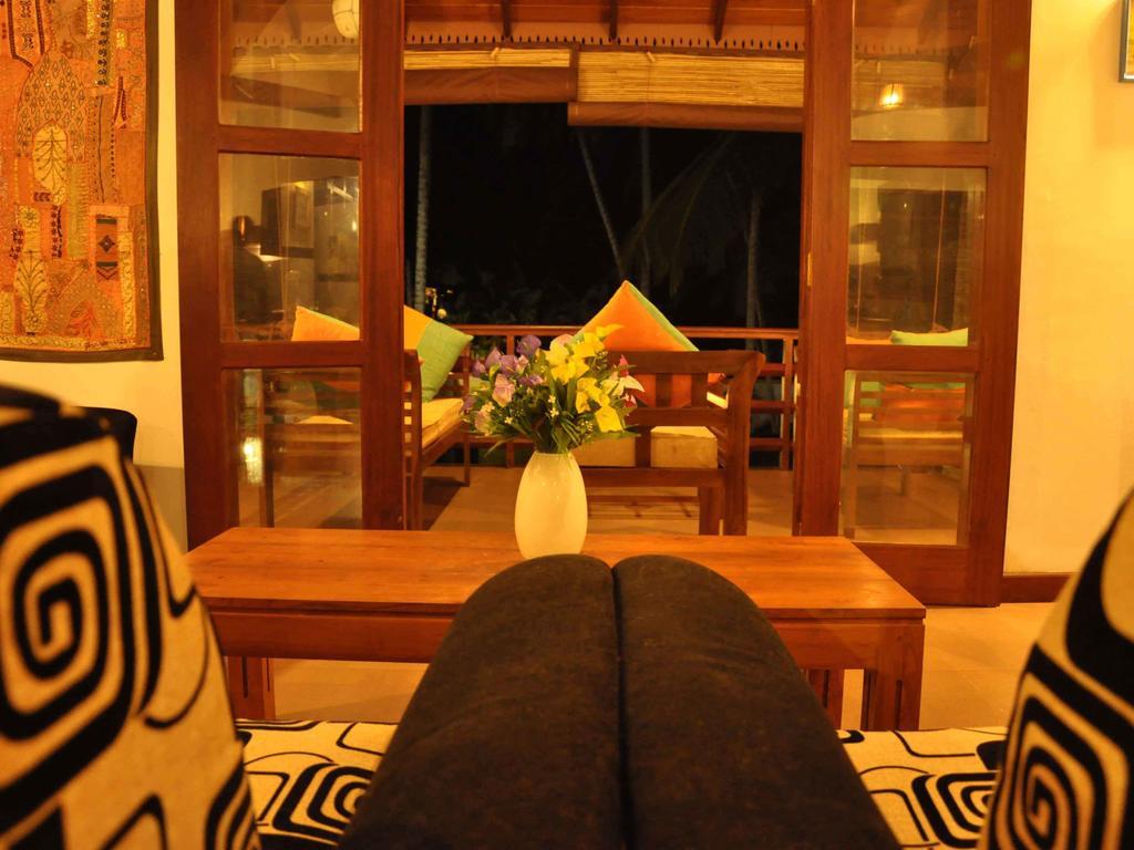أونا واتونا Helis Place المظهر الخارجي الصورة