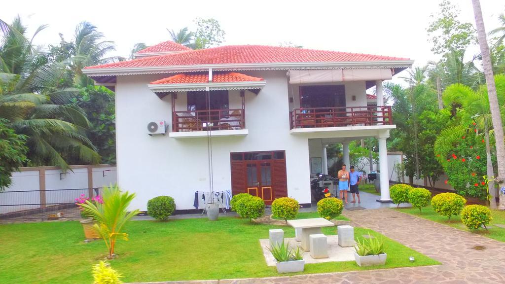 أونا واتونا Helis Place المظهر الخارجي الصورة