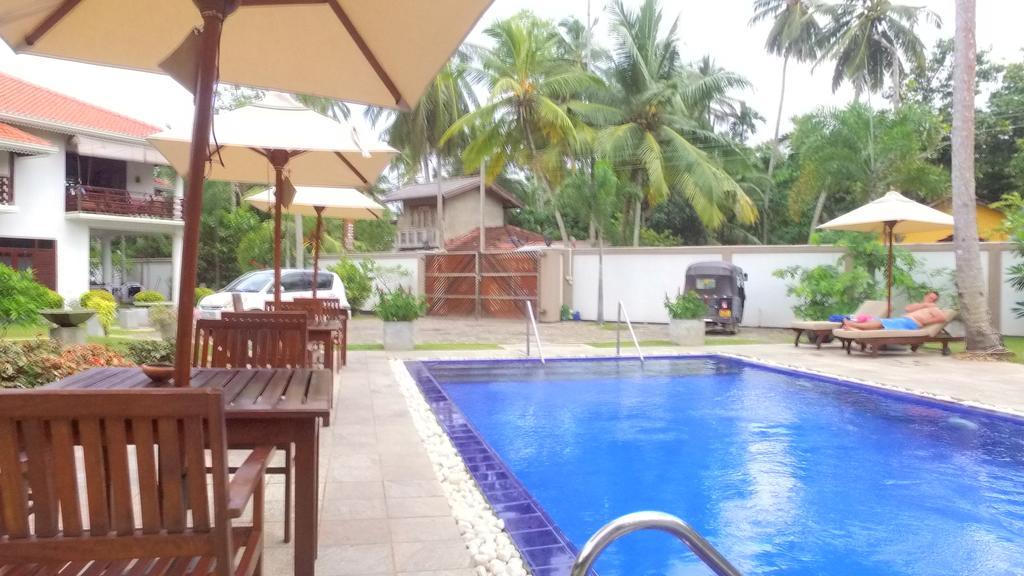 أونا واتونا Helis Place المظهر الخارجي الصورة