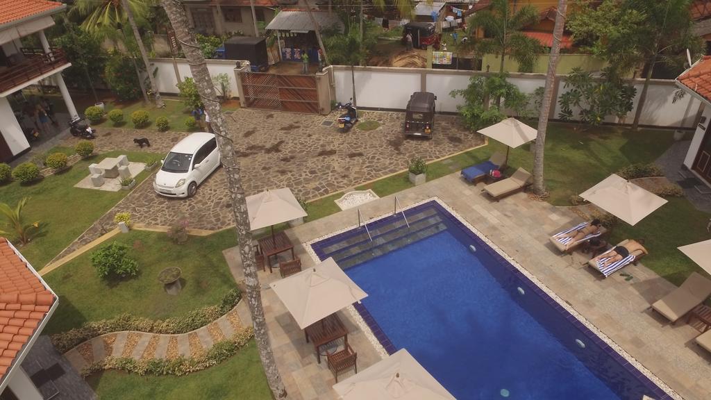 أونا واتونا Helis Place المظهر الخارجي الصورة
